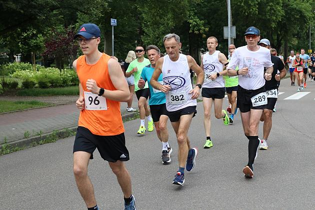 Adam Głogowski ponownie nie do zatrzymania w Biegu św. Jakuba!