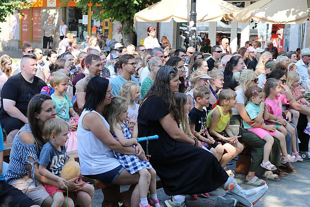 Dziecięce emocje na scenie Staromiejska! Krakowski Teatr Bajek oczarował najmłodszych widzów