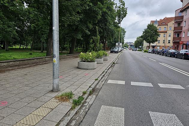 Bezpieczniej na ulicach. Miasto wprowadza proste i tanie rozwiązania