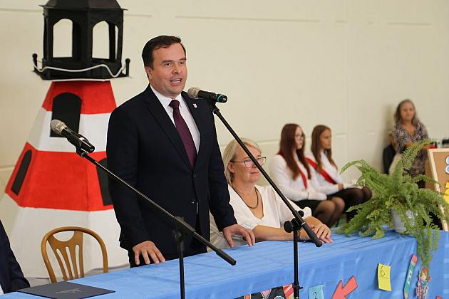 Ślubowanie nowych uczniów Szkoły Podstawowej nr 8