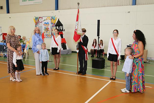 Ślubowanie nowych uczniów Szkoły Podstawowej nr 8