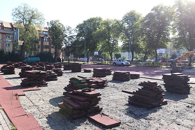 Rozpoczęła się modernizacja „Orlika” na placu Piastowskim