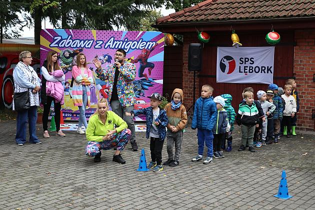 Rodzinno - sportowy piknik w Przedszkolu nr 10