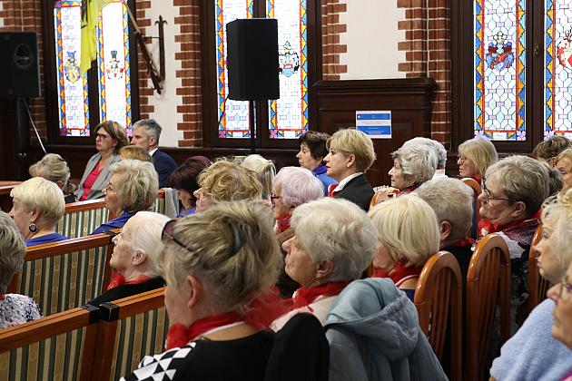 Aktywni, zaangażowani, inspirujący – seniorzy rozpoczęli swoje święto w Lęborku