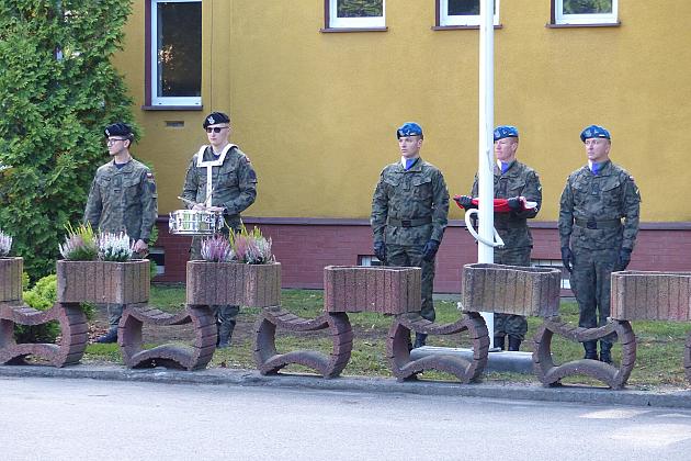Polskie ofiary II wojny światowej upamiętnione przy jednostce wojskowej