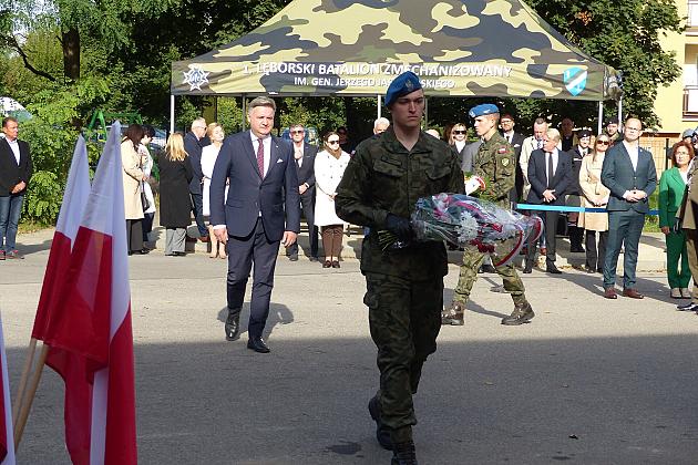 Polskie ofiary II wojny światowej upamiętnione przy jednostce wojskowej