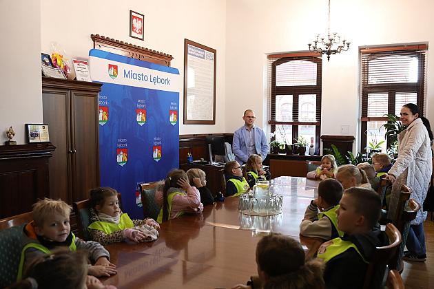 Przedszkolaki z wizytą w urzędzie