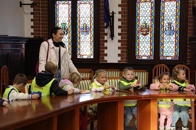 Przedszkolaki z wizytą w urzędzie