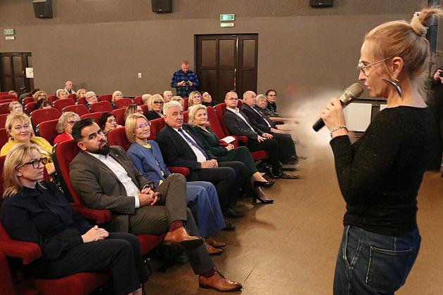 Forum Senioralne w Lęborku – rozmowy o bezpieczeństwie i zdrowiu psychiczny