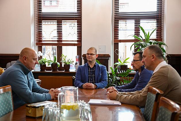 Sportowe sukcesy lęborskich karateków – spotkanie z burmistrzem Lęborka