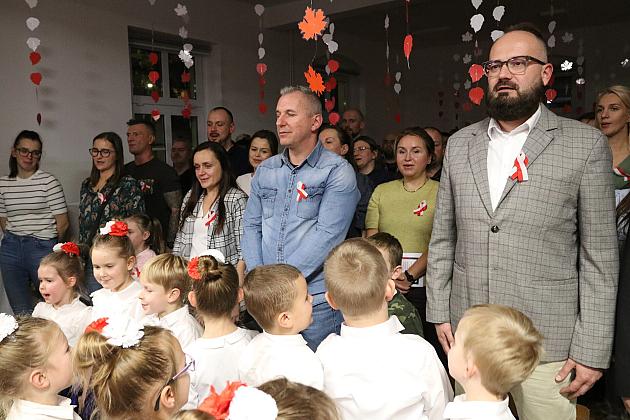 Radośnie i z dumą o Polsce – wieczornica patriotyczna w Przedszkolu nr 6