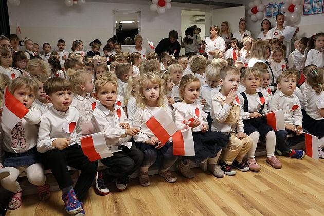 Małe serca dla Niepodległej – patriotyczna akademia w Przedszkolu nr 9