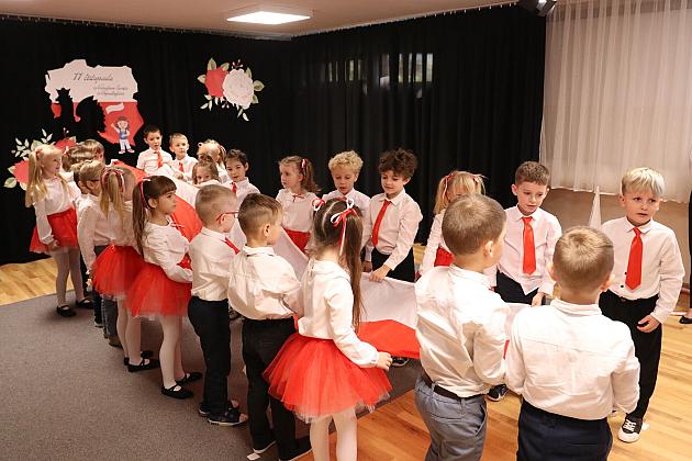 Małe serca dla Niepodległej – patriotyczna akademia w Przedszkolu nr 9