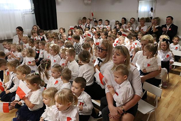 Małe serca dla Niepodległej – patriotyczna akademia w Przedszkolu nr 9