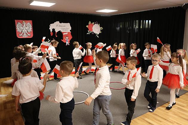 Małe serca dla Niepodległej – patriotyczna akademia w Przedszkolu nr 9
