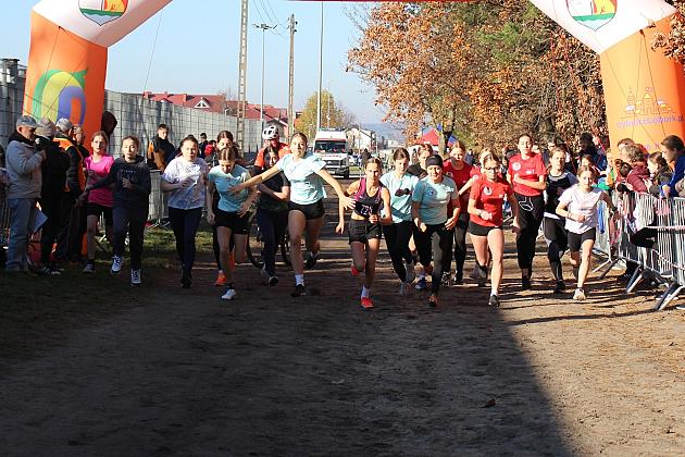 Świętowanie niepodległości na sportowo – 240 uczestników w Biegu o Grand Prix Lęborka