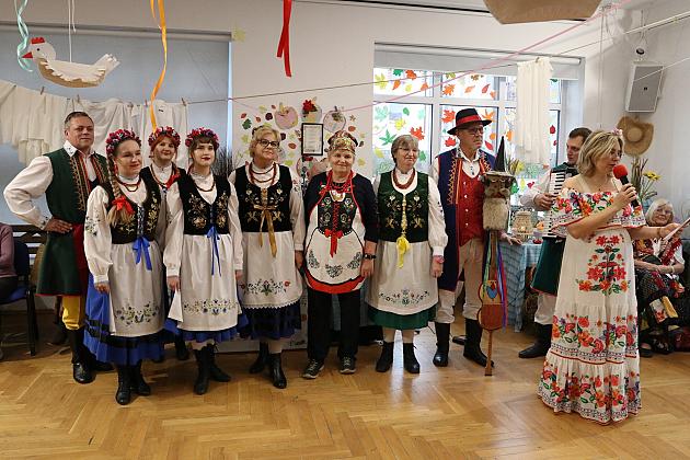 Bal Seniora w rytmie wiejskiej potańcówki