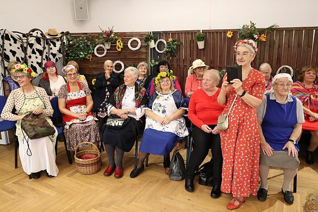 Bal Seniora w rytmie wiejskiej potańcówki