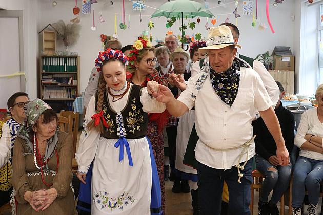 Bal Seniora w rytmie wiejskiej potańcówki