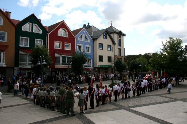 Znicze pamięci w 71. rocznicę wybuchu II wojny światowej 