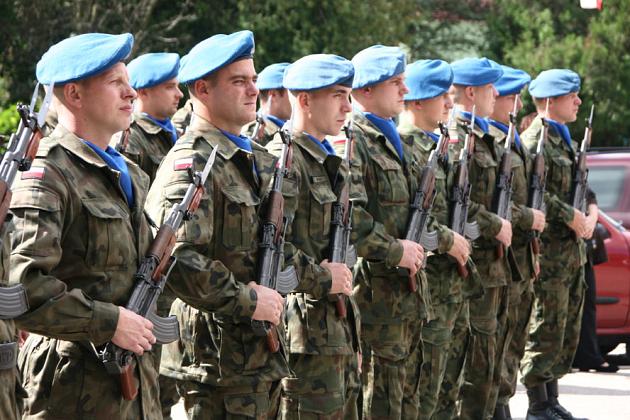 Znicze pamięci w 71. rocznicę wybuchu II wojny światowej 