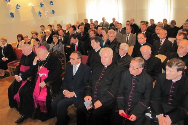 Jubileusz Zespołu Szkół Katolickich z udziałem Ks. Biskupa J. B. Szlagi 