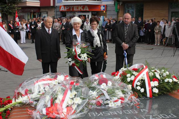 Lęborczanie uczcili pamięć bohaterów i ofiar II wojny światowej 