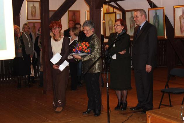 Malarstwo i poezja Krzysztofa Grzesiaka w Stromych Schodach