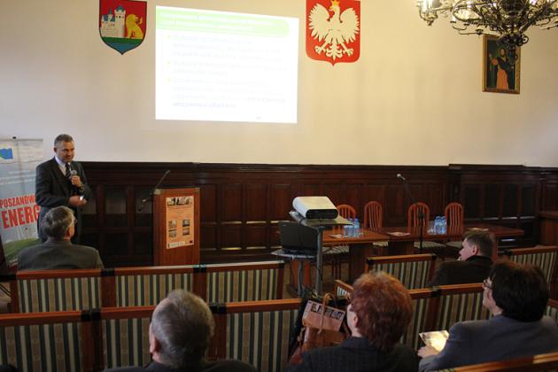 Podsumowano projekt Kompleksowa termomodernizacja lęborskich szkół podstawowych i gimnazjalnych