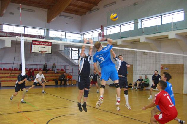 Pierwsze mecze fazy play-off amatorów