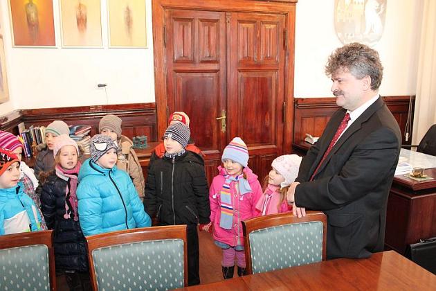 Przedszkolaki w ratuszu