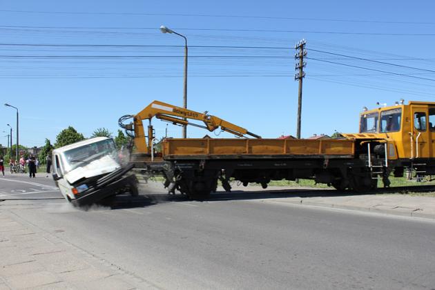 Bezpieczny przejazd - symulacja wypadku