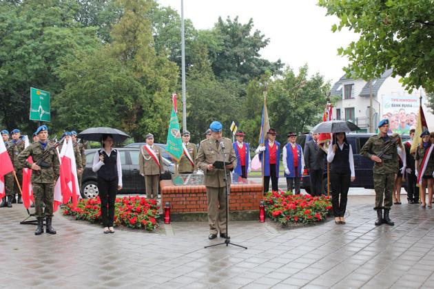 W hołdzie bohaterom i ofiarom II wojny światowej 