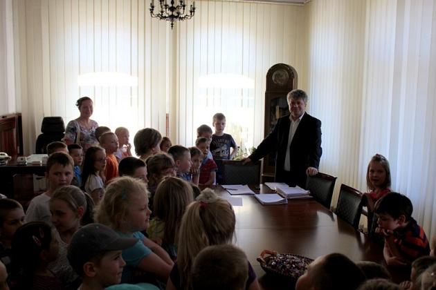 Przedszkolaki w ratuszu