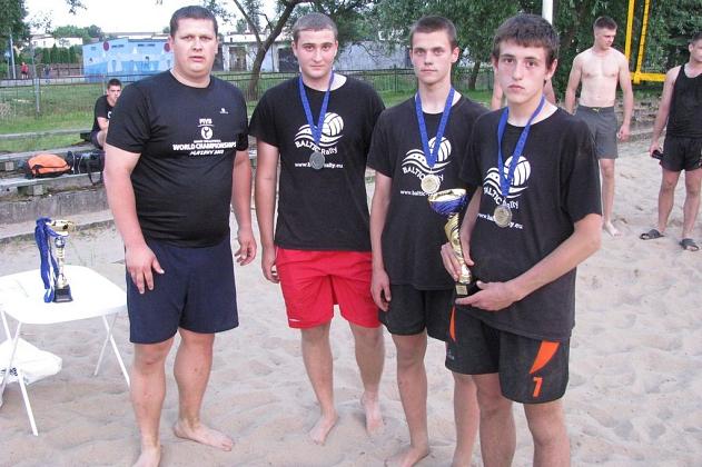 Turniej siatkówki plażowej Unia Beach Volley Cup 2013