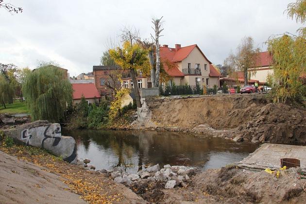 Stary most rozebrany