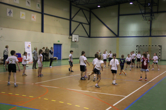 Pierwsze rozgrywki dzieci 