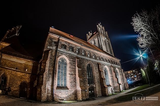 Sanktuarium Świętego Jakuba nocą