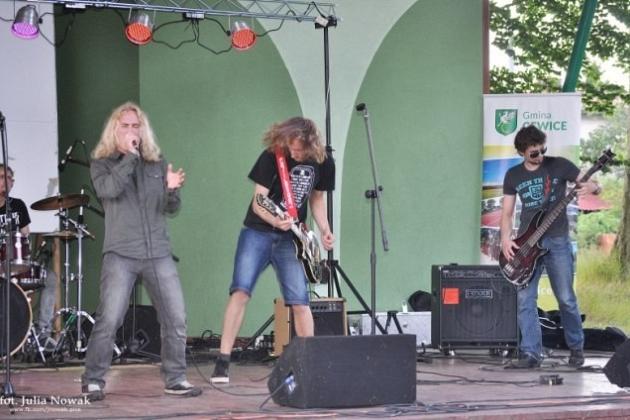 Przegląd muzycznych zespołów i kapel garażowych w Cewicach