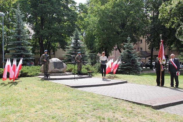 Apel Pamięci, salwa i kwiaty w Święto Wojska Polskiego
