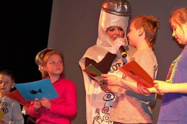 Segregowali śmieci na wesoło