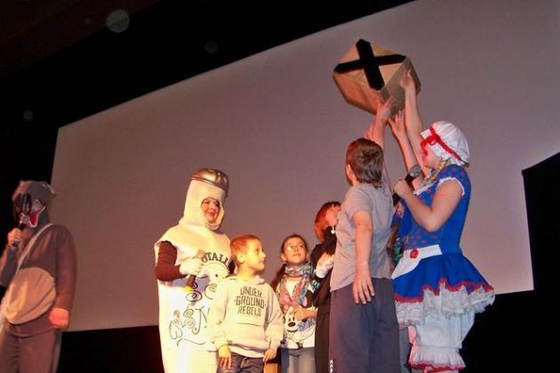 Segregowali śmieci na wesoło