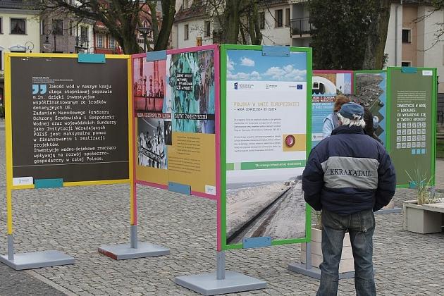 Wystawa na placu Pokoju