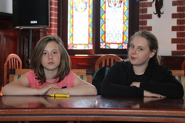 Szybko czytali o książkach i kamieniach szlachetnych