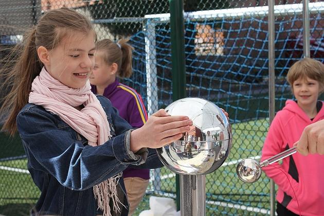 Piknik naukowy w SP 3