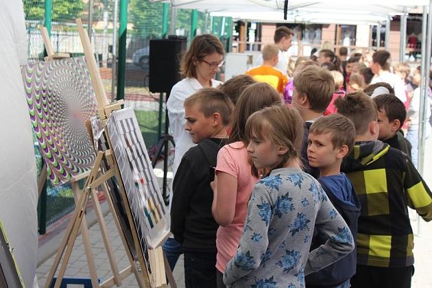 Piknik naukowy w SP 3