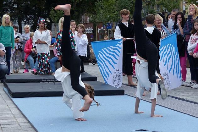 Pląsy w średniowiecznych rytmach