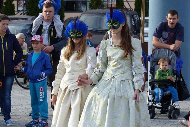 Pląsy w średniowiecznych rytmach