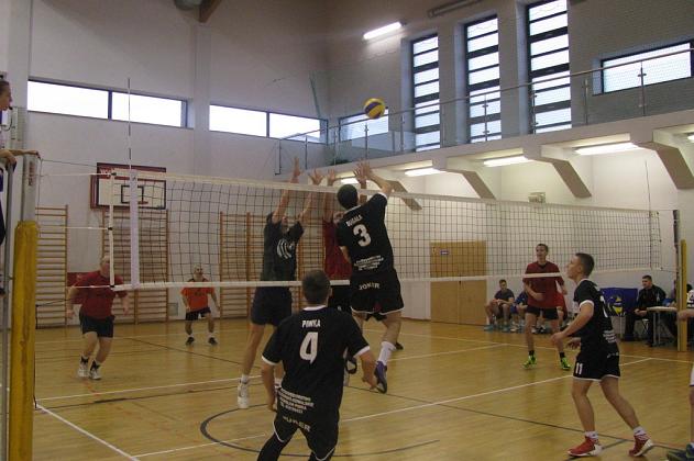 IV kolejka Amatorskiej Ligi Siatkówki w Lęborku