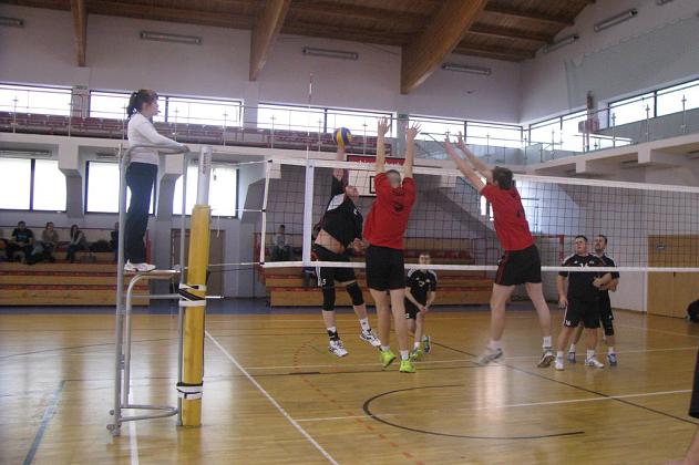 Piąta kolejka siatkarskich rozgrywek amatorów w Lęborku